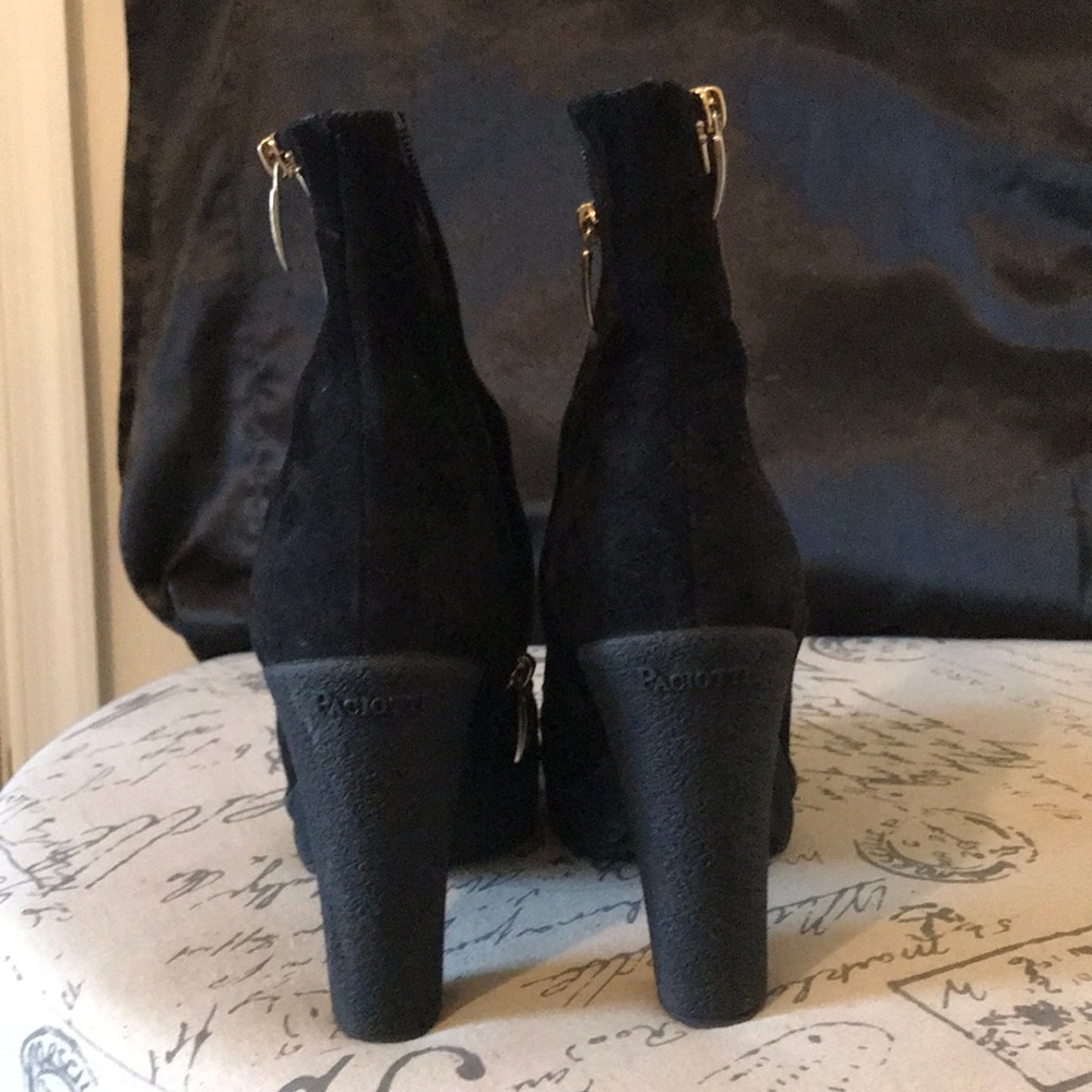 Accessories - Picture 4 of 6